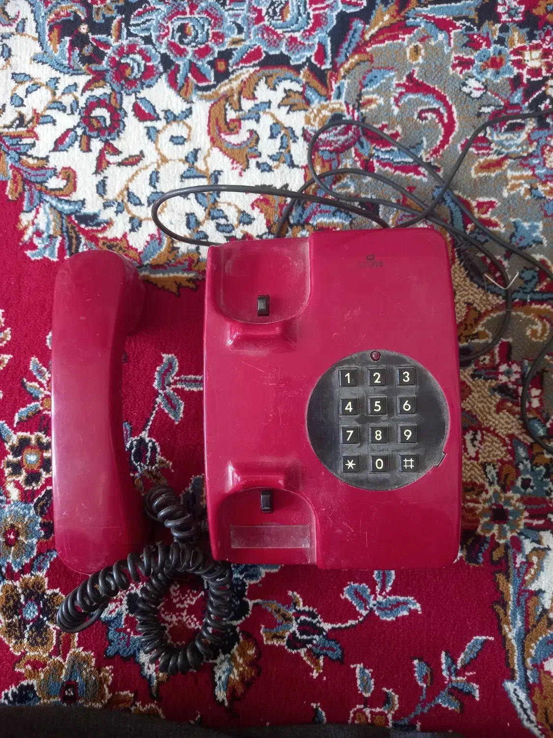 دوعدد تلفن قدیمی سالم|تلفن رومیزی|خمینی‌شهر, |دیوار