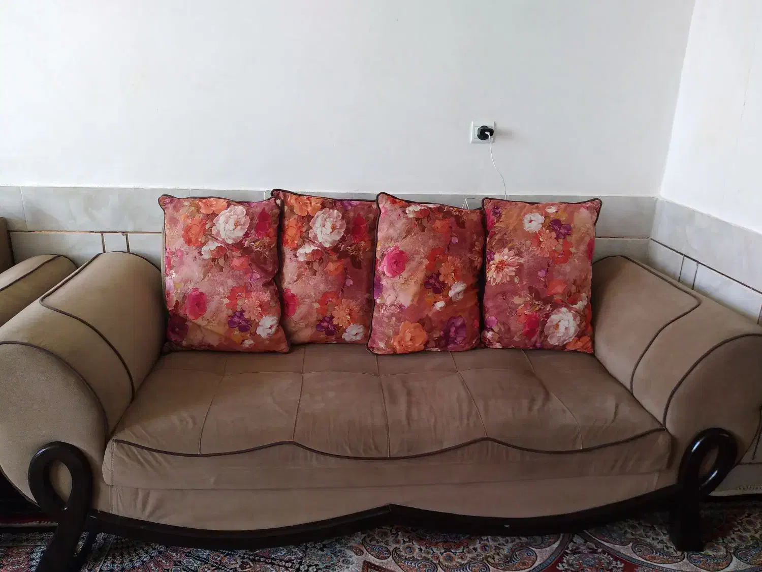 مبل|مبلمان خانگی و میز عسلی|فارسان, |دیوار