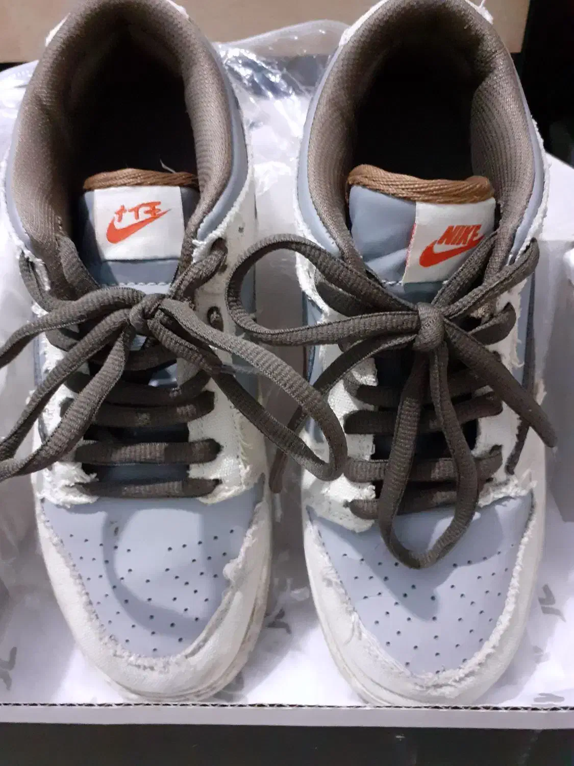 کفش جردن|کیف، کفش، کمربند|کرج, باغستان|دیوار