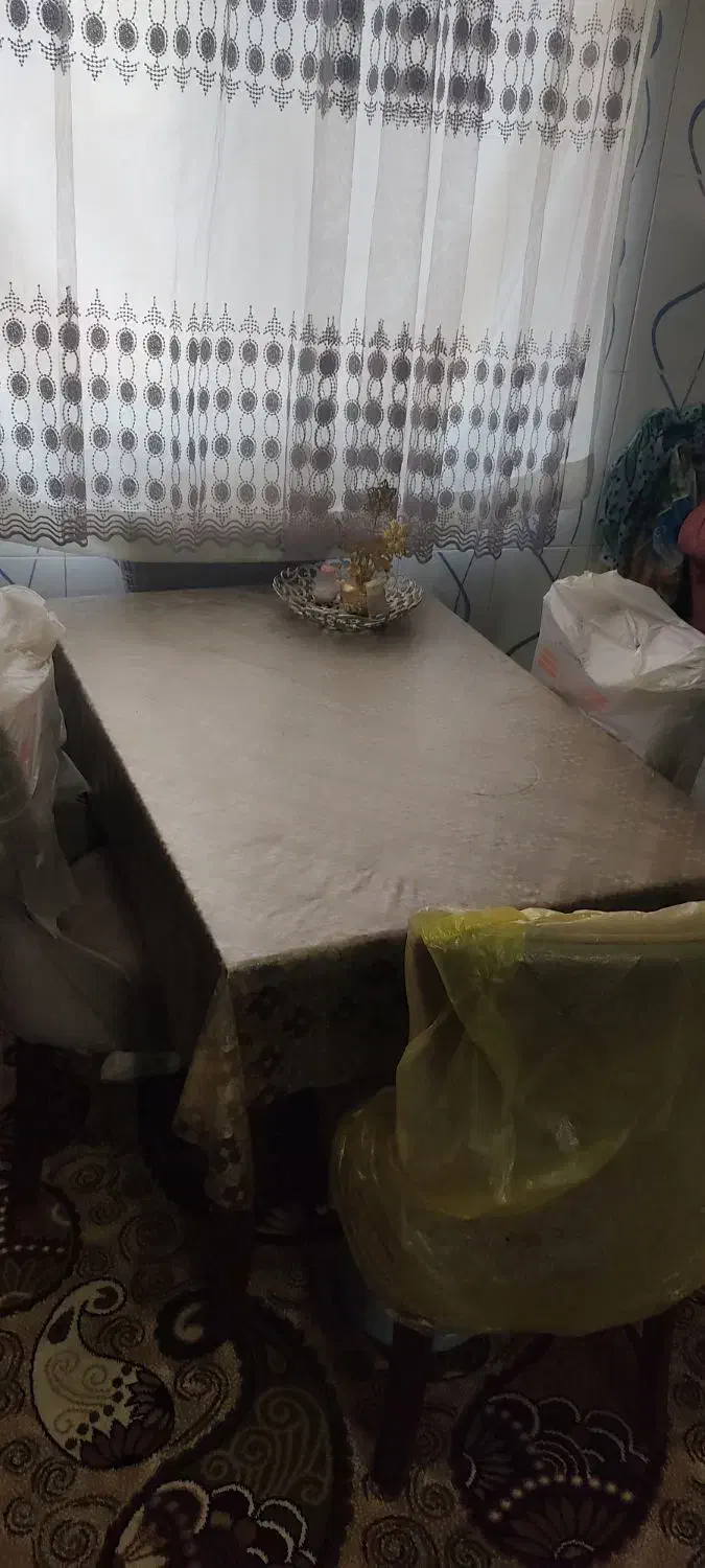 میز ناهارخوری۴نفره|میز و صندلی غذاخوری|گرگان, |دیوار