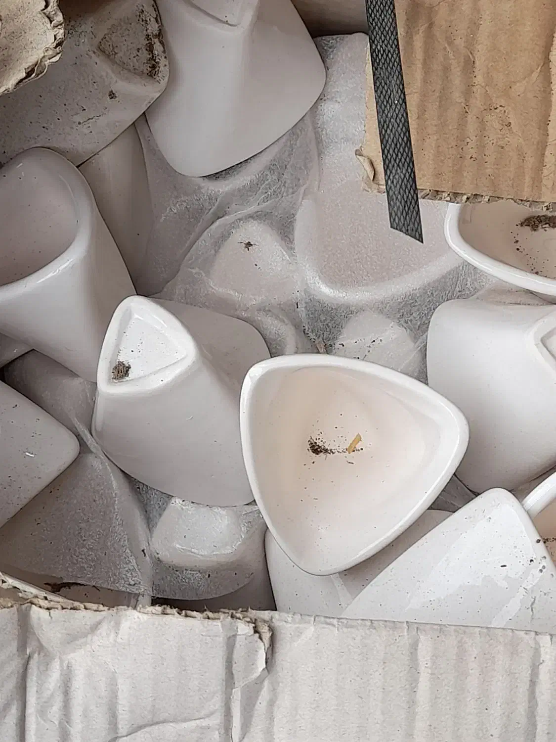 گلدان سفالی|صنایع دستی و سایر لوازم تزئینی|رشت, رودبارتان|دیوار