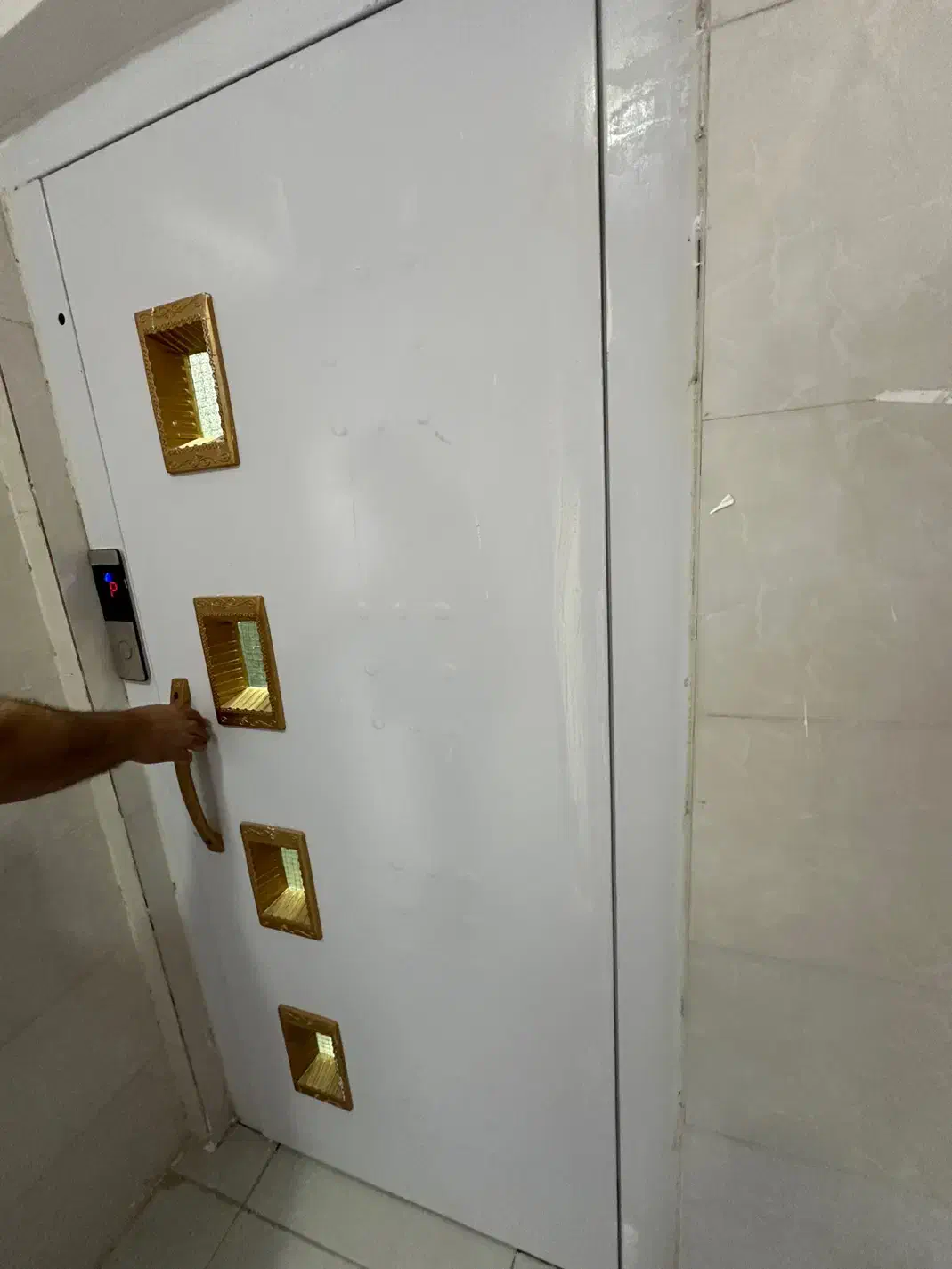 واحد ۱۳۷ متری فول با بهارخواب کوثر بلوک 9|فروش آپارتمان|اردبیل, |دیوار