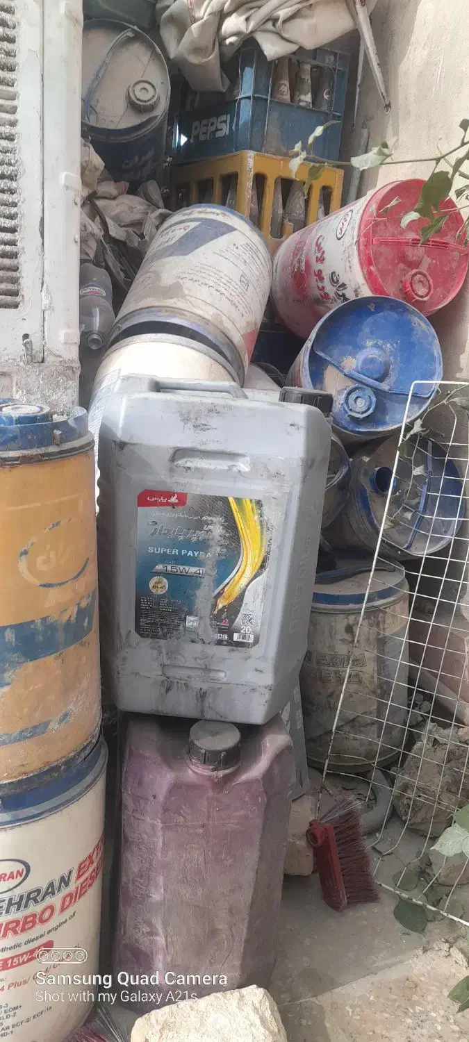 گالن ۲۰ لیتری|ظروف نگهدارنده، پلاستیکی، یک‌بارمصرف|زابل, |دیوار