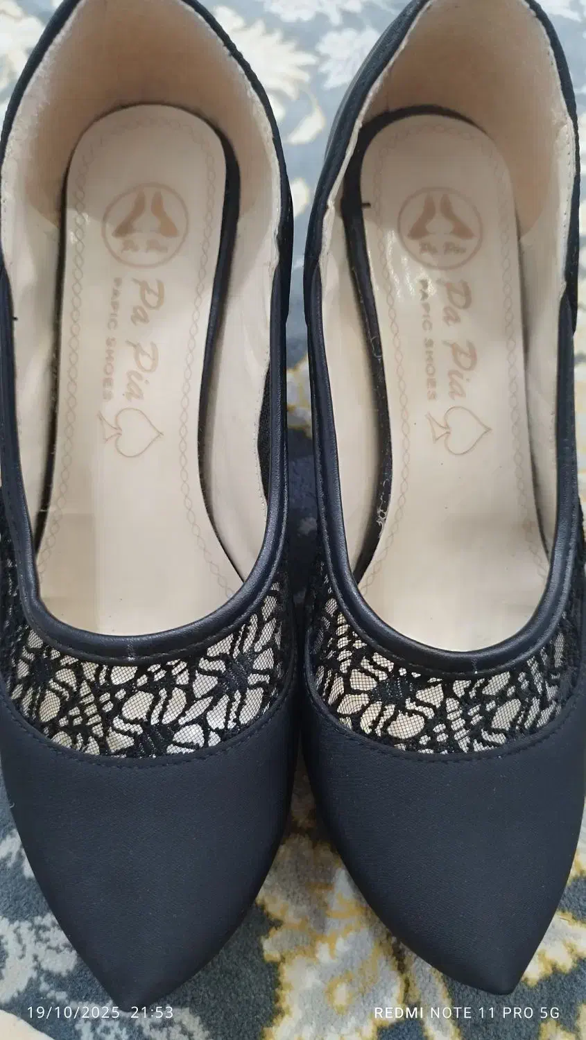 کفش مجلسی|کیف، کفش، کمربند|دورود, |دیوار