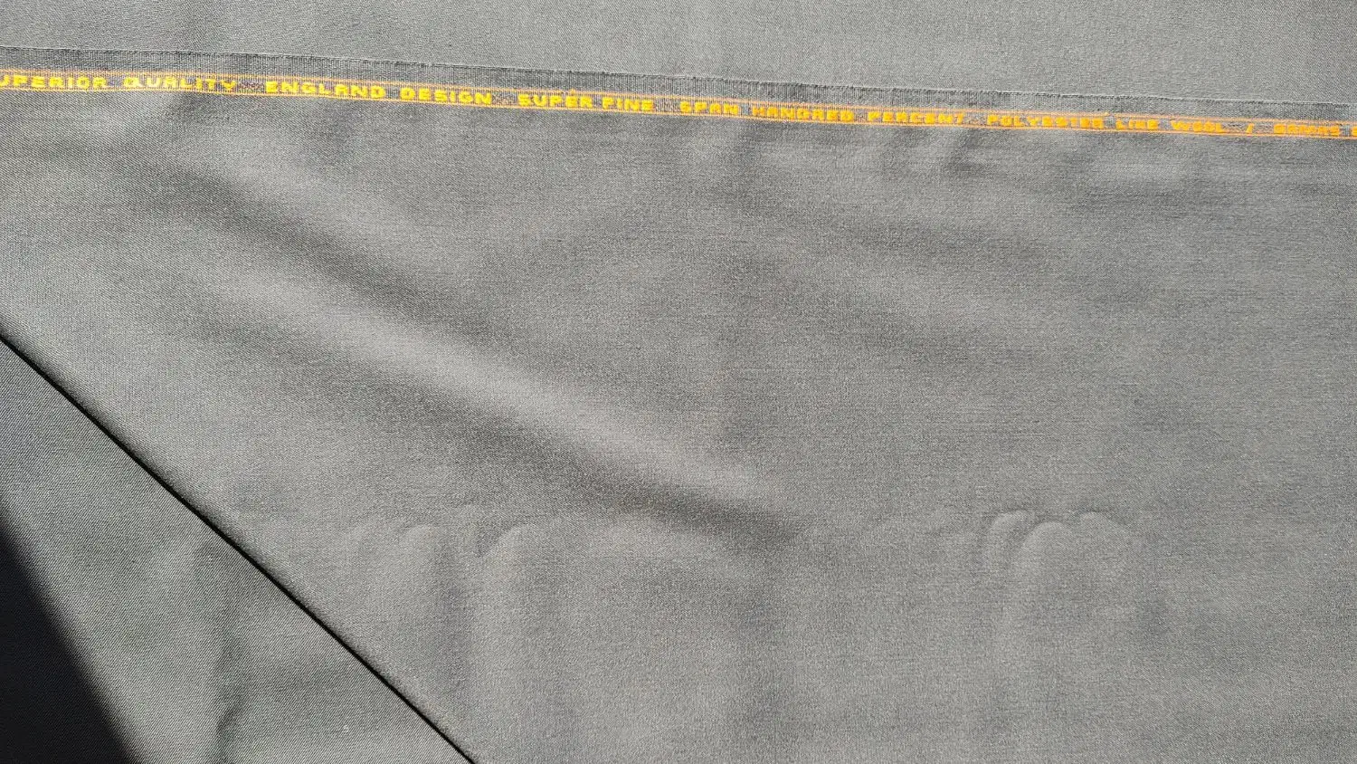 یک قوارە پارچە درجه 1|لوازم خیاطی و بافتنی|سردشت, |دیوار