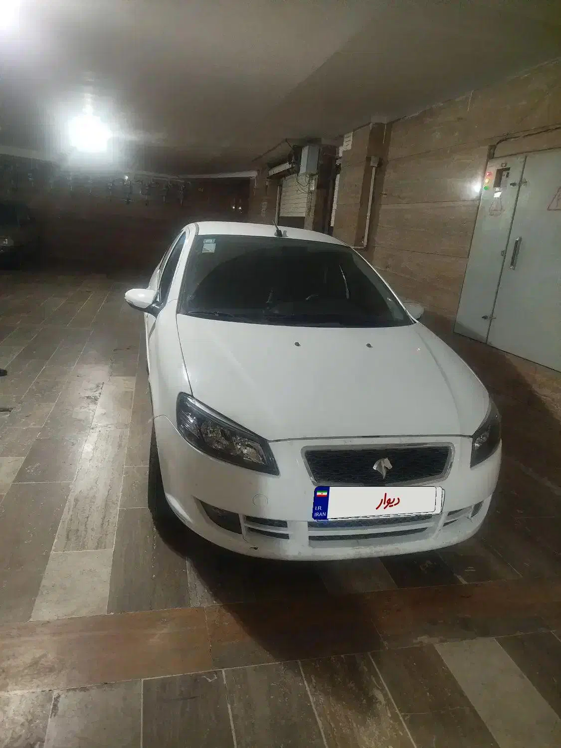 رانا پلاس ۴۰۲|خودرو سواری و وانت|قم, زنبیل آباد|دیوار