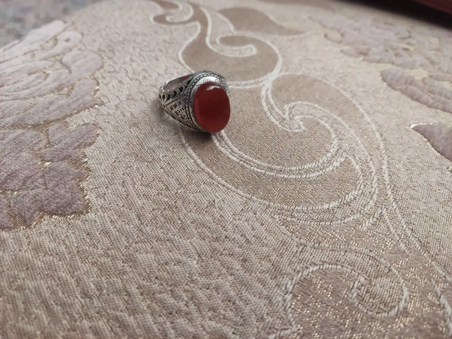 انگشتر نقره فاخر نگین عقیق یمن|جواهرات|میانه, |دیوار