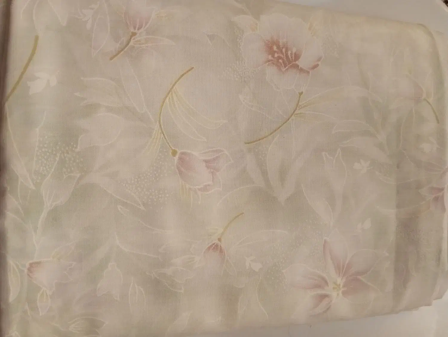 چادر نخی سفید کاملآ نو|لباس|تبریز, |دیوار