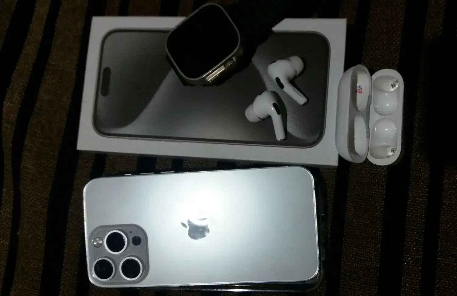 اپل۱۵پرومکس)های کپی(بهمراه ایرپادپرو۴ واپل واچ کپی|موبایل|تهران, بهداشت|دیوار