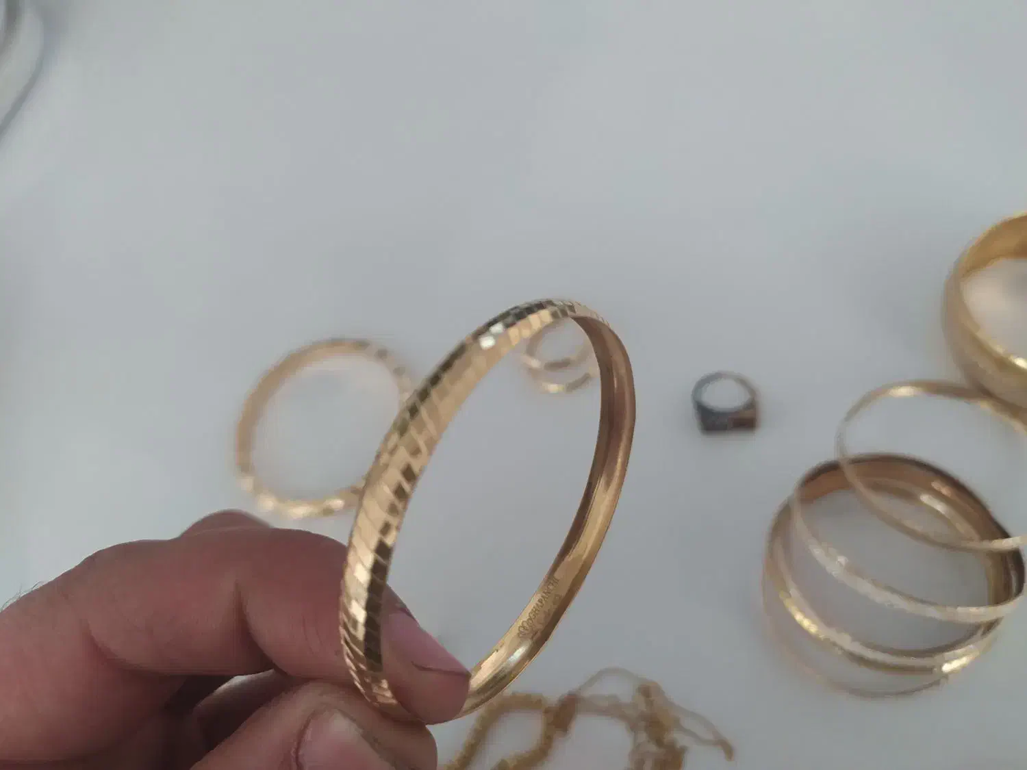 ۱۸عیار ۱۰۰ بالای تابلو. همش نو استفاده نشده|جواهرات|شیراز, سینما سعدی|دیوار