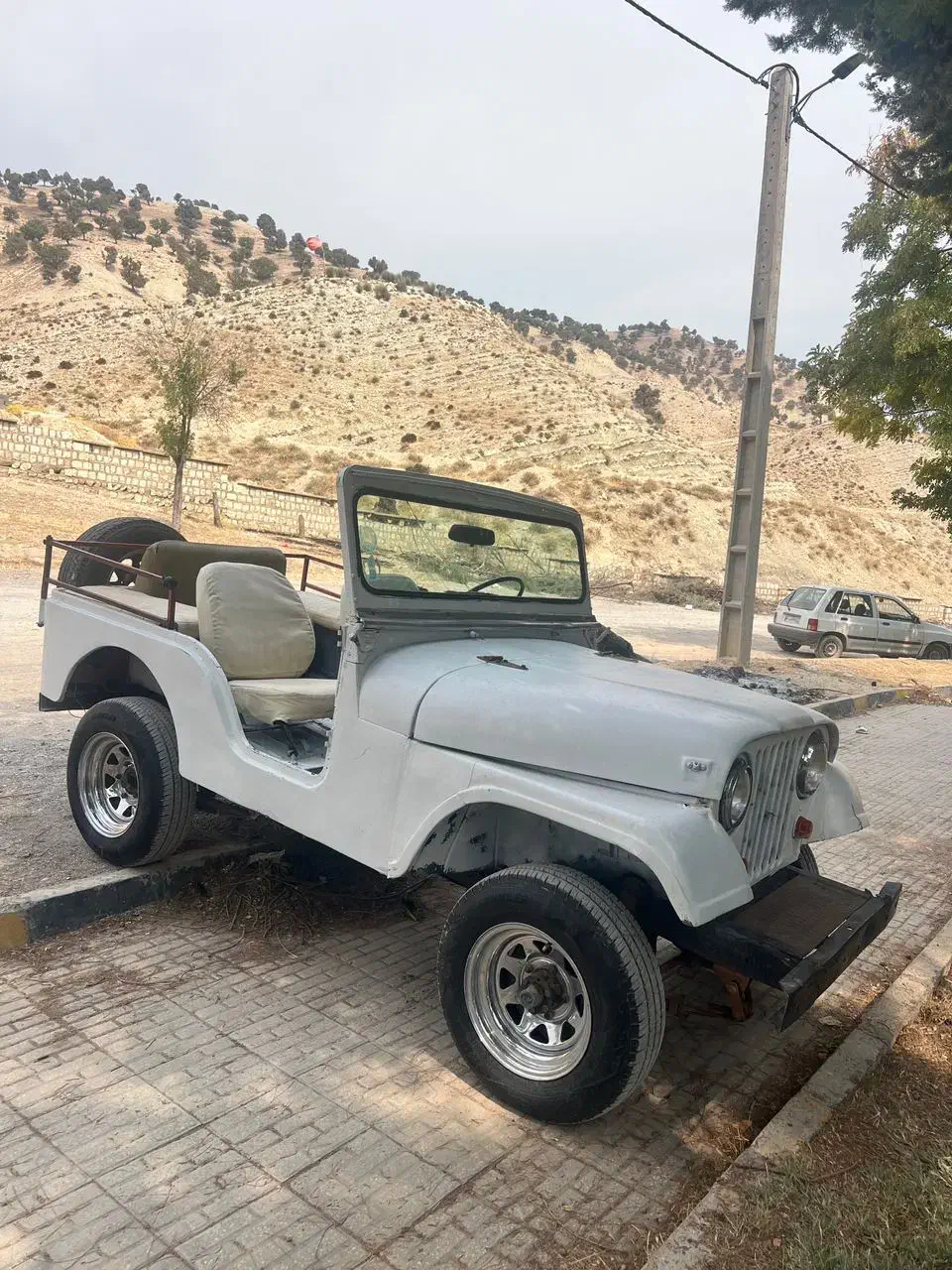 جیب توسن|خودرو کلاسیک|ایلام, |دیوار