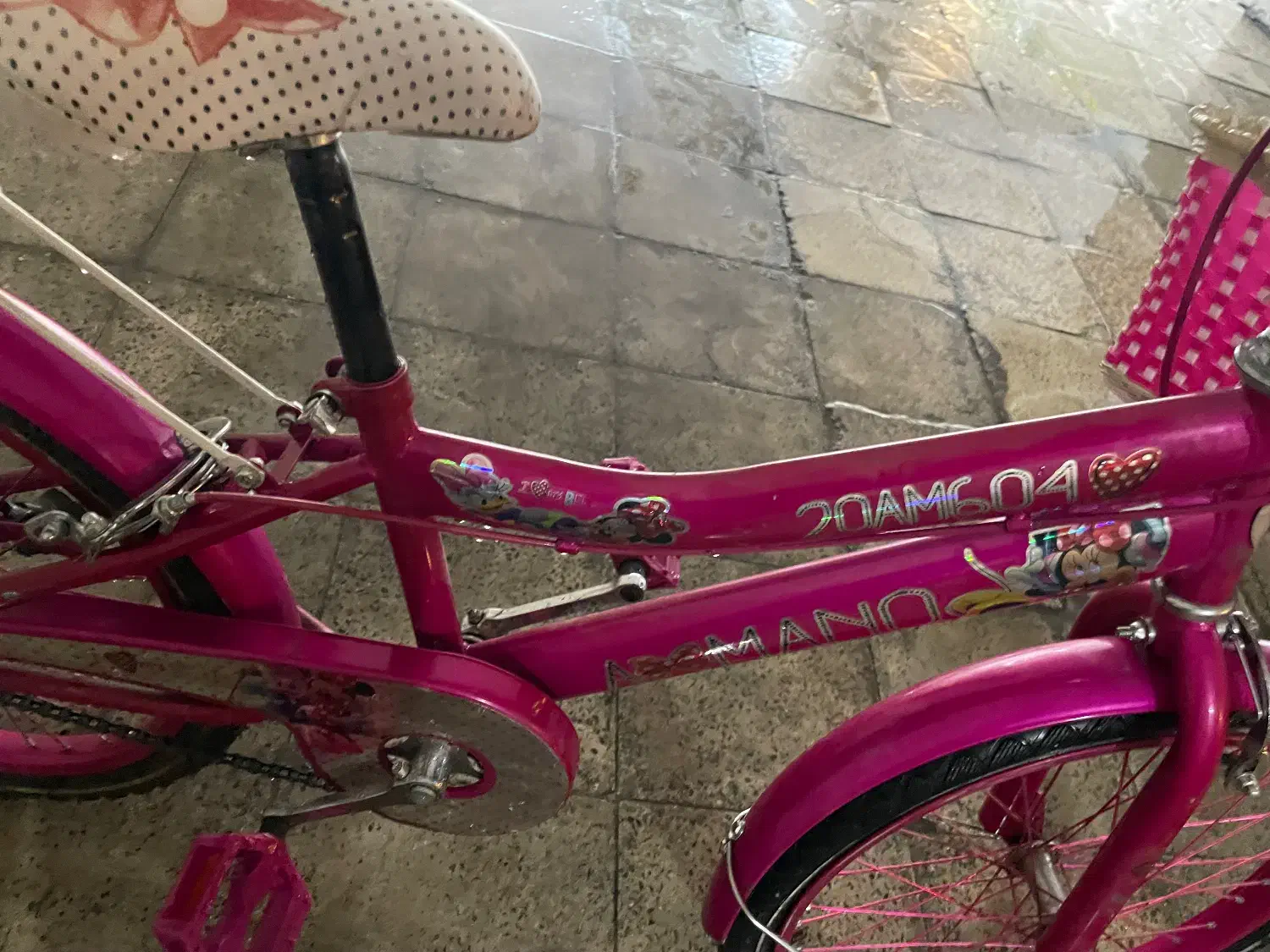 دوچرخه دخترونه صورتی سایز ۲۰|دوچرخه، اسکیت، اسکوتر|اسلامشهر, شهرک مفیدی|دیوار