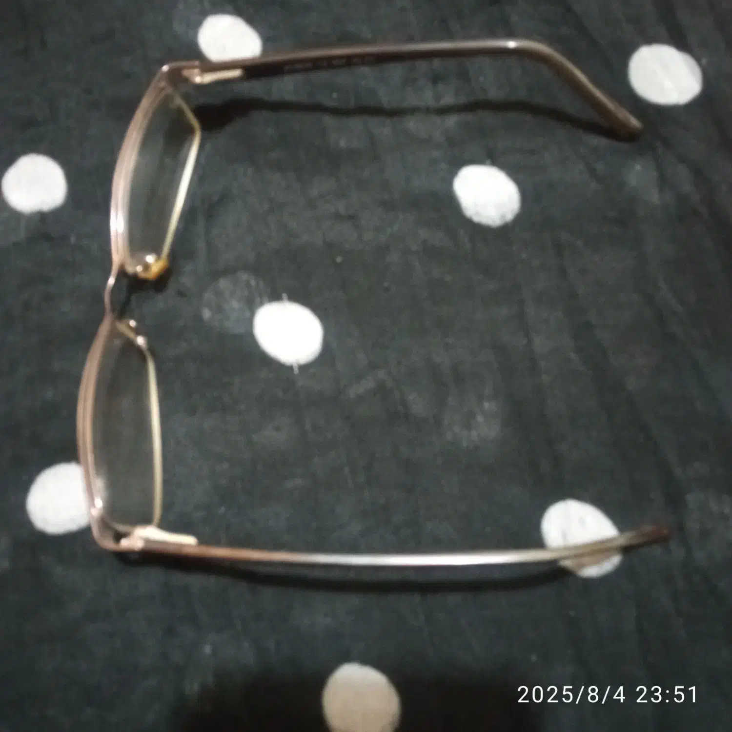 فرم عینک طبی|زیورآلات و اکسسوری|ابریشم, |دیوار