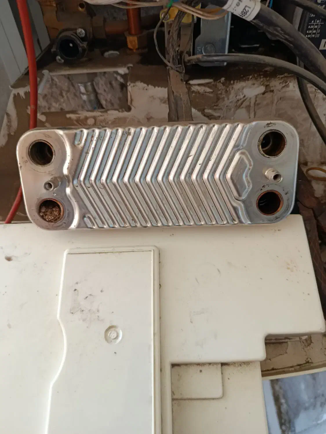 تعمیرات تخصصی پکیج،ابگرمکن،بخاری،شوفاژ،یخچال|خدمات پیشه و مهارت|آزادشهر, |دیوار