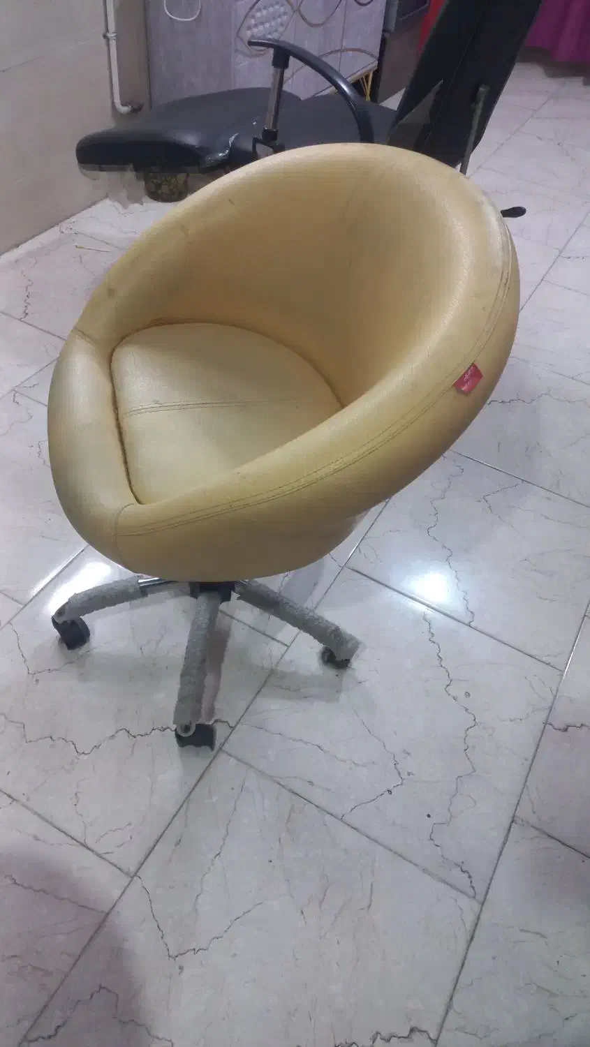 صندلی اصلاح|آرایشگاه و سالن‌های زیبایی|رباط‌کریم, الارد|دیوار