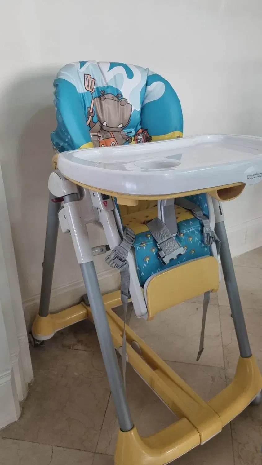 صندلی غذای کودک ایتالیایی اصل|تخت و صندلی بچه|تهران, تهرانپارس جنوبی|دیوار