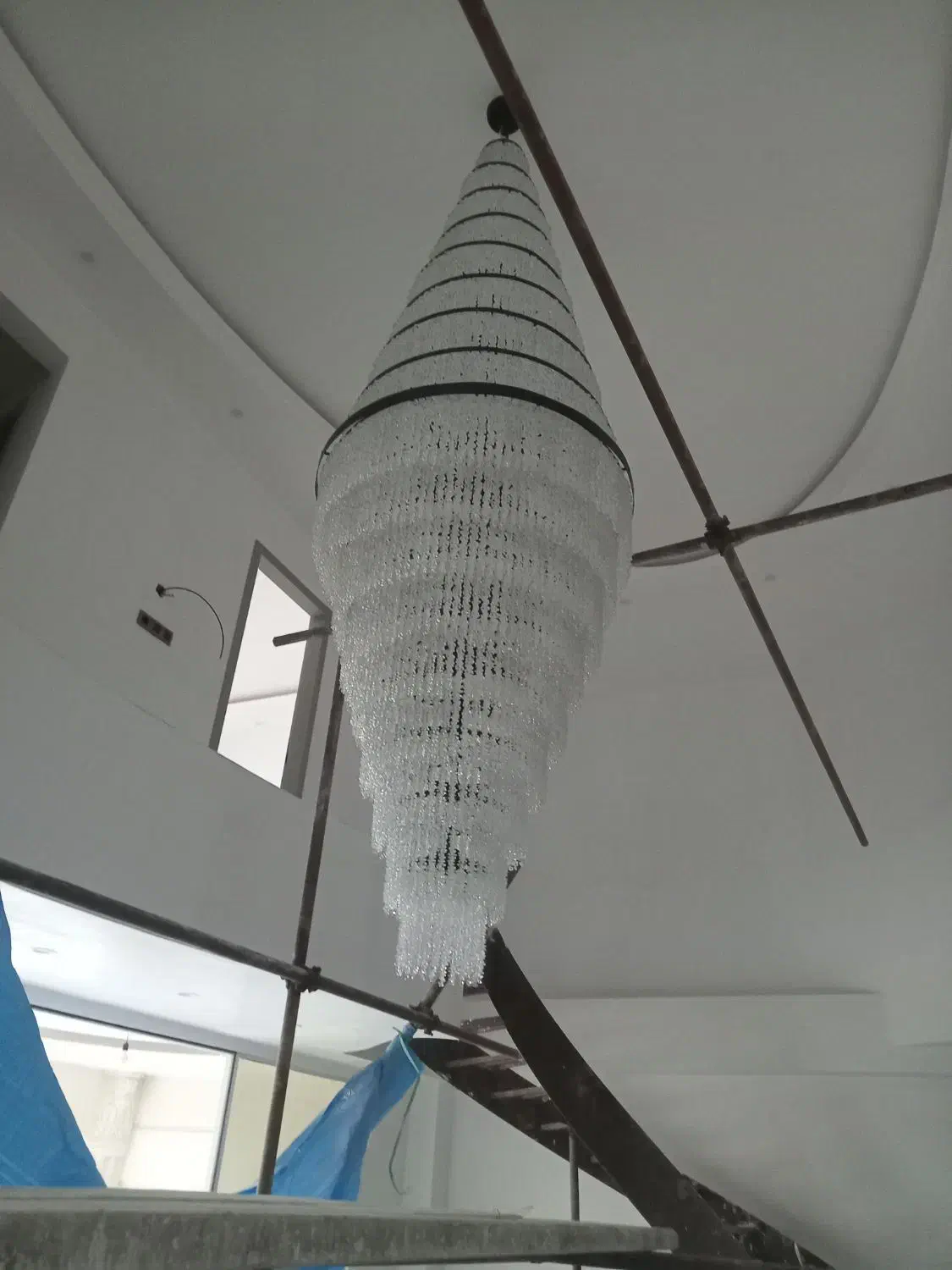 به نیروی برقکار و تاسیسات کار ساختمان نیازمندیم|استخدام صنعتی، فنی، مهندسی|تنکابن, |دیوار