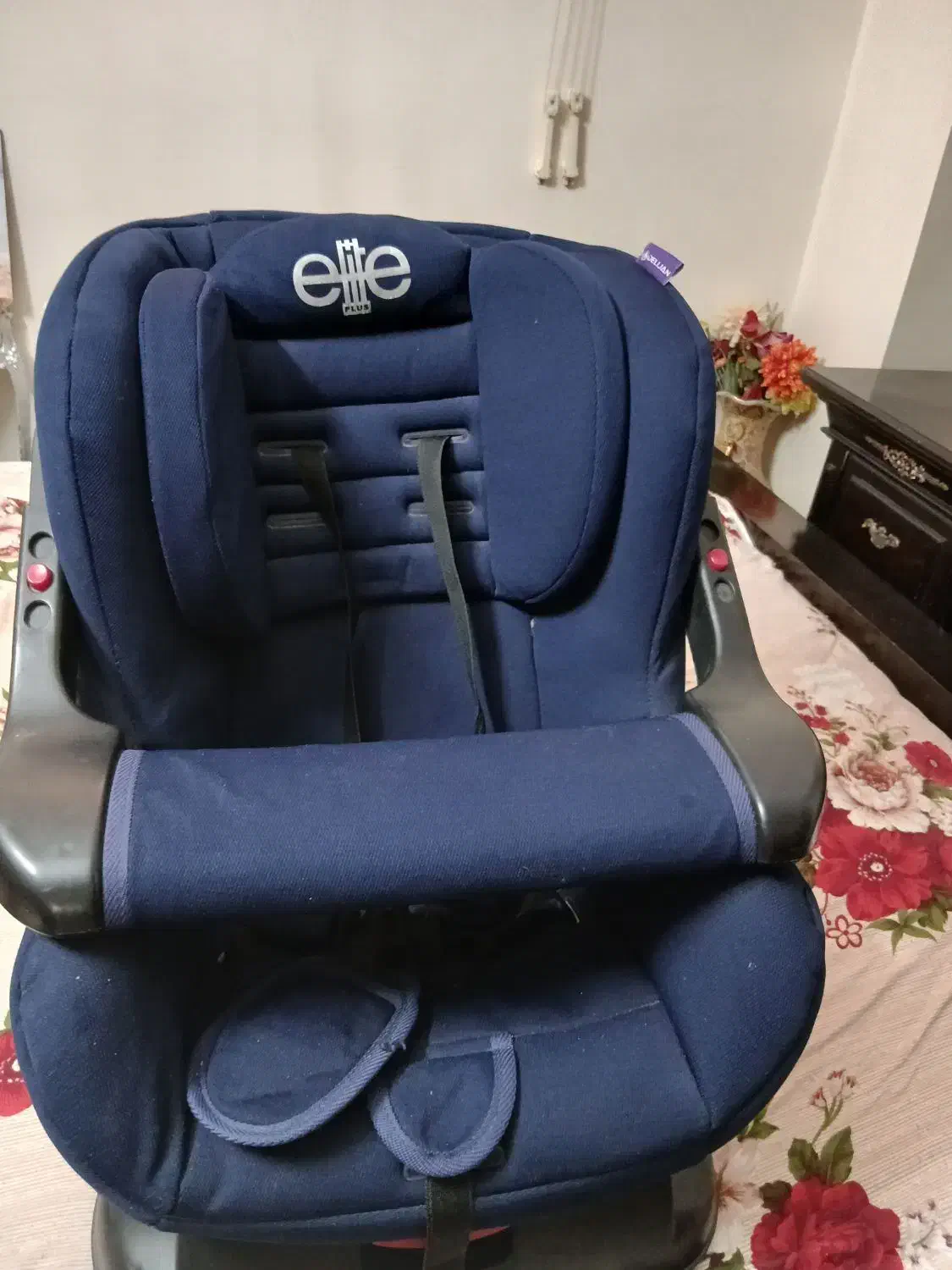 صندلی ماشین کودک|تخت و صندلی بچه|اصفهان, کوی گلزار|دیوار