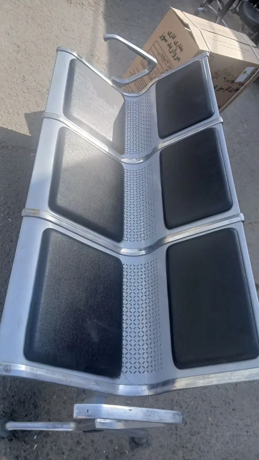 صندلی سه انتظار|مبلمان اداری|نیشابور, فردوسی جنوبی|دیوار