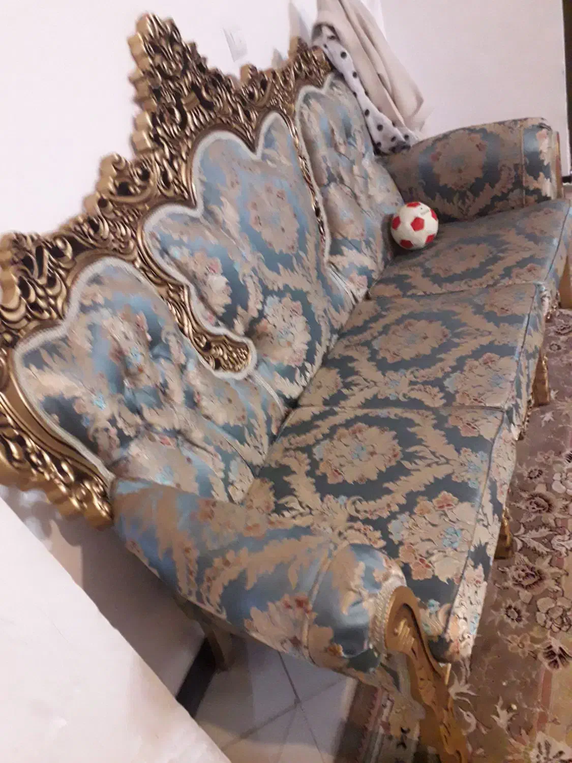 مبل سلطنتی|مبلمان خانگی و میز عسلی|دهق, |دیوار