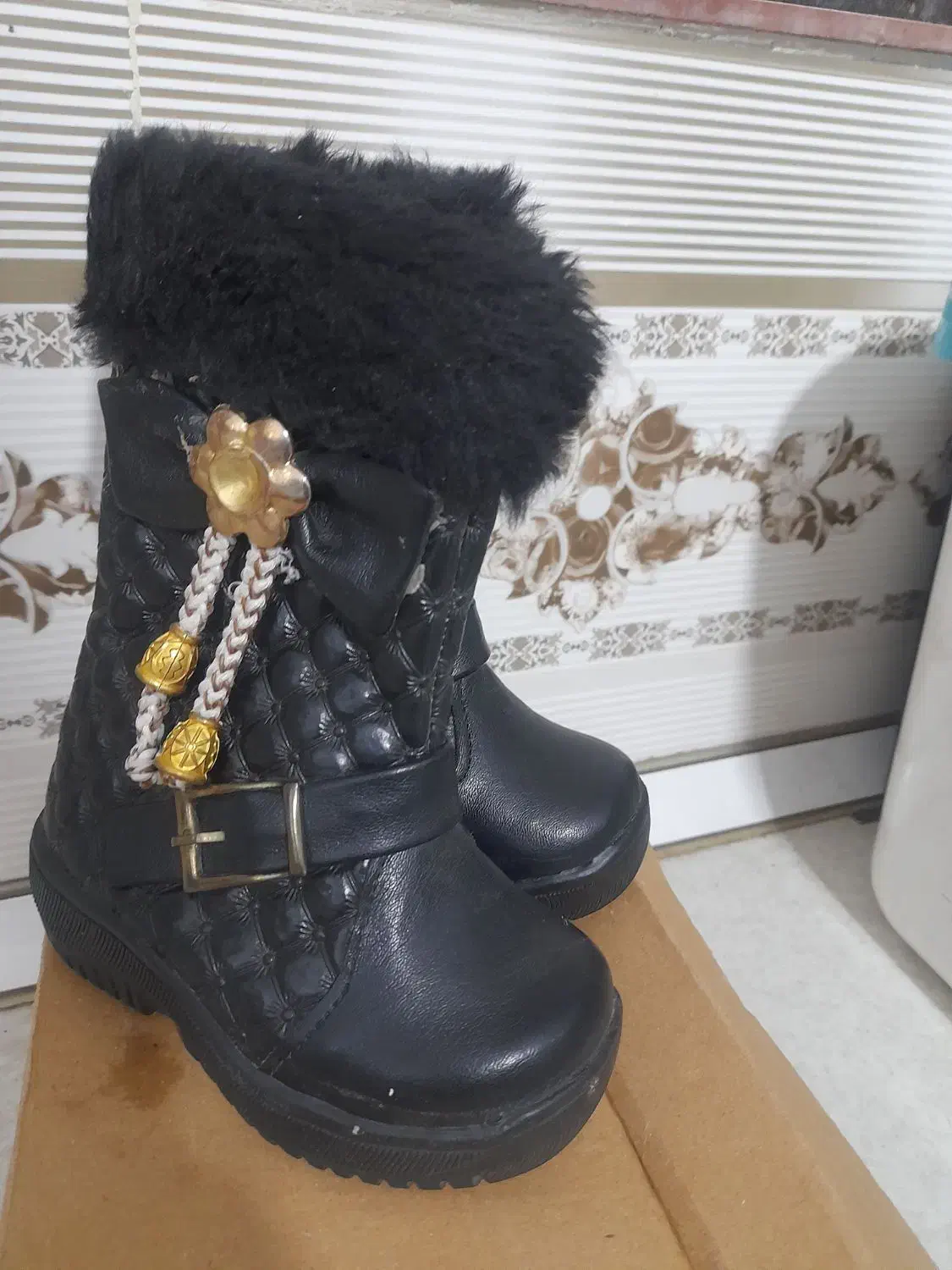 پوتین بچه گانه نو|کفش و لباس بچه|رباط‌کریم, نصیرشهر|دیوار