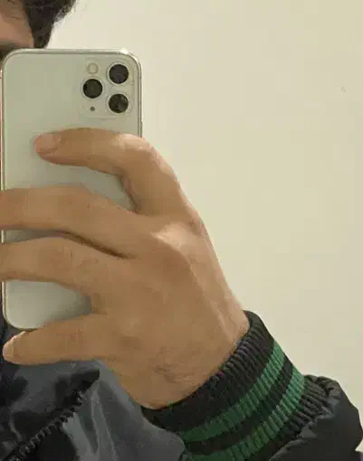 اپل iPhone 11 Pro با حافظهٔ ۲۵۶ گیگابایت|موبایل|چناران, |دیوار