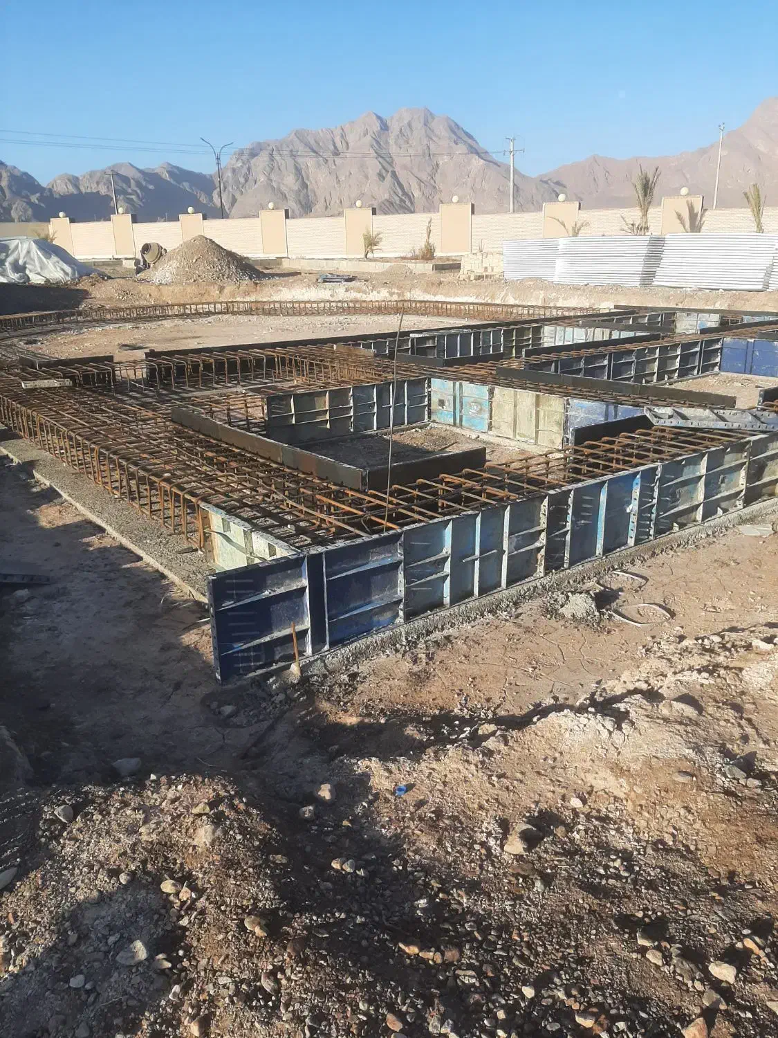 استخدام آرماتور بند قالب بند|استخدام معماری، عمران و ساختمانی|یزد, |دیوار