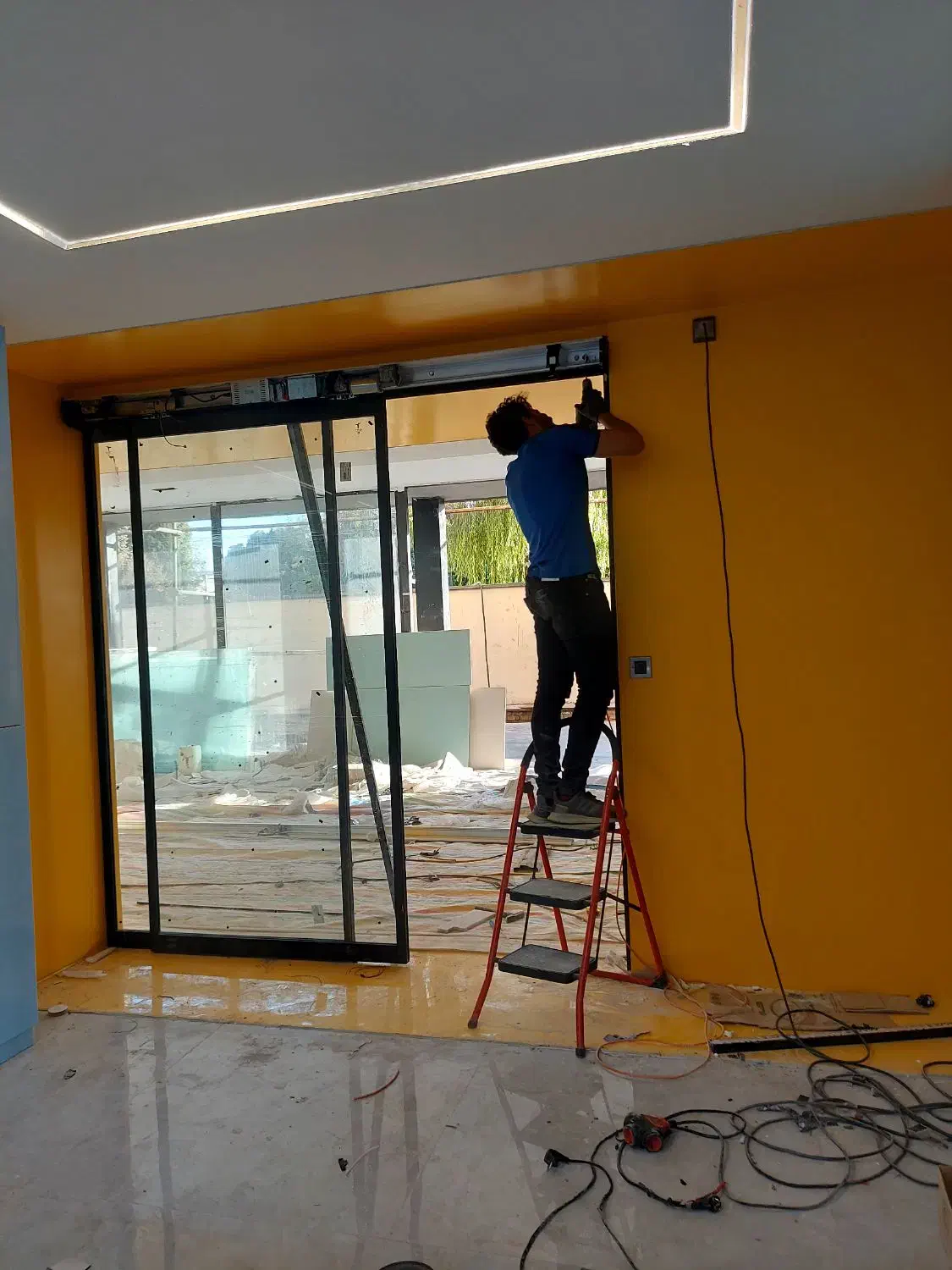 درب اتوماتیک برقی فروش نصب تعمیر تضمینی|خدمات پیشه و مهارت|کرمانشاه, |دیوار