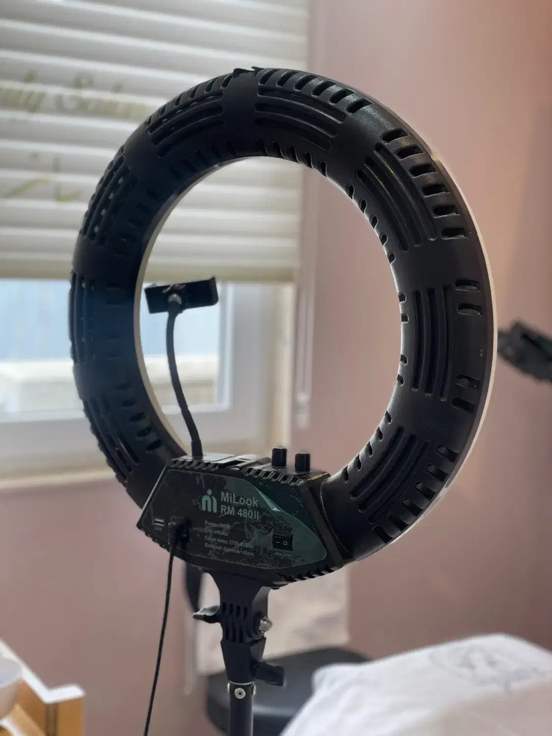 رینگ لایت ۴۵cm در حد نو ۱۰۰w|دوربین عکاسی و فیلم‌برداری|بندر انزلی, جهانگانی|دیوار