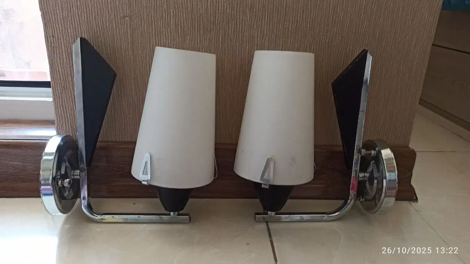 چراغ دیواری|چراغ خواب و آباژور|اندیشه, اندیشه فاز ۱|دیوار