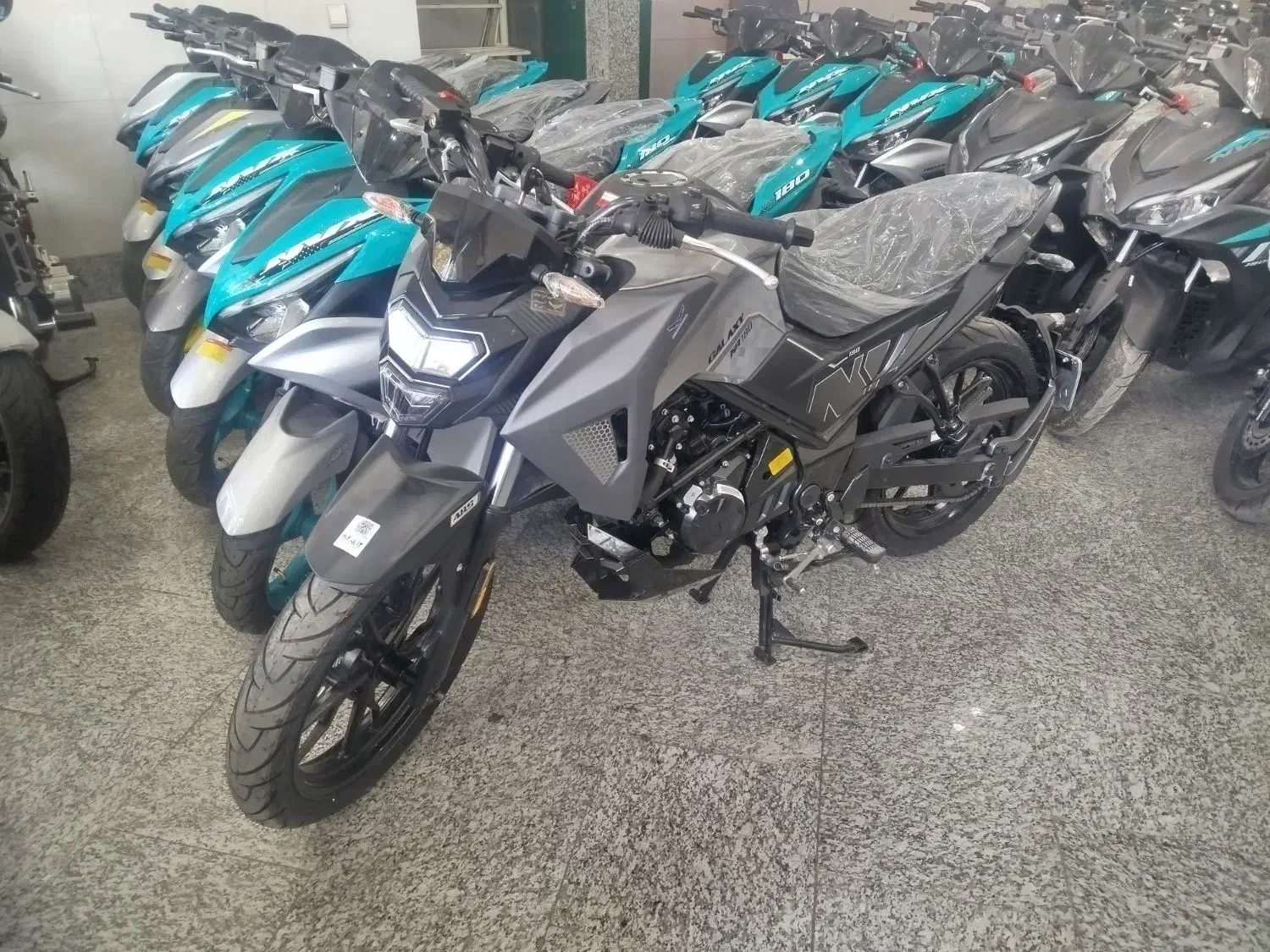 Nvx180فول|موتورسیکلت|اصفهان, عسگریه|دیوار