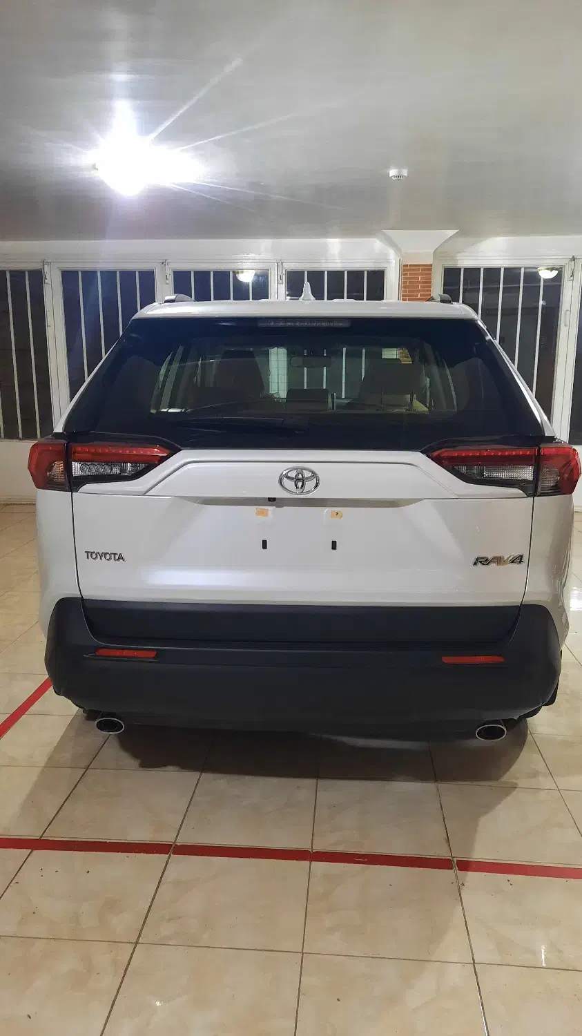 تویوتا راو۴ صفر ۲۰۲۴ تک دف ژاپنی۲۵۰۰|خودرو سواری و وانت|تهران, نمایشگاه بین المللی|دیوار