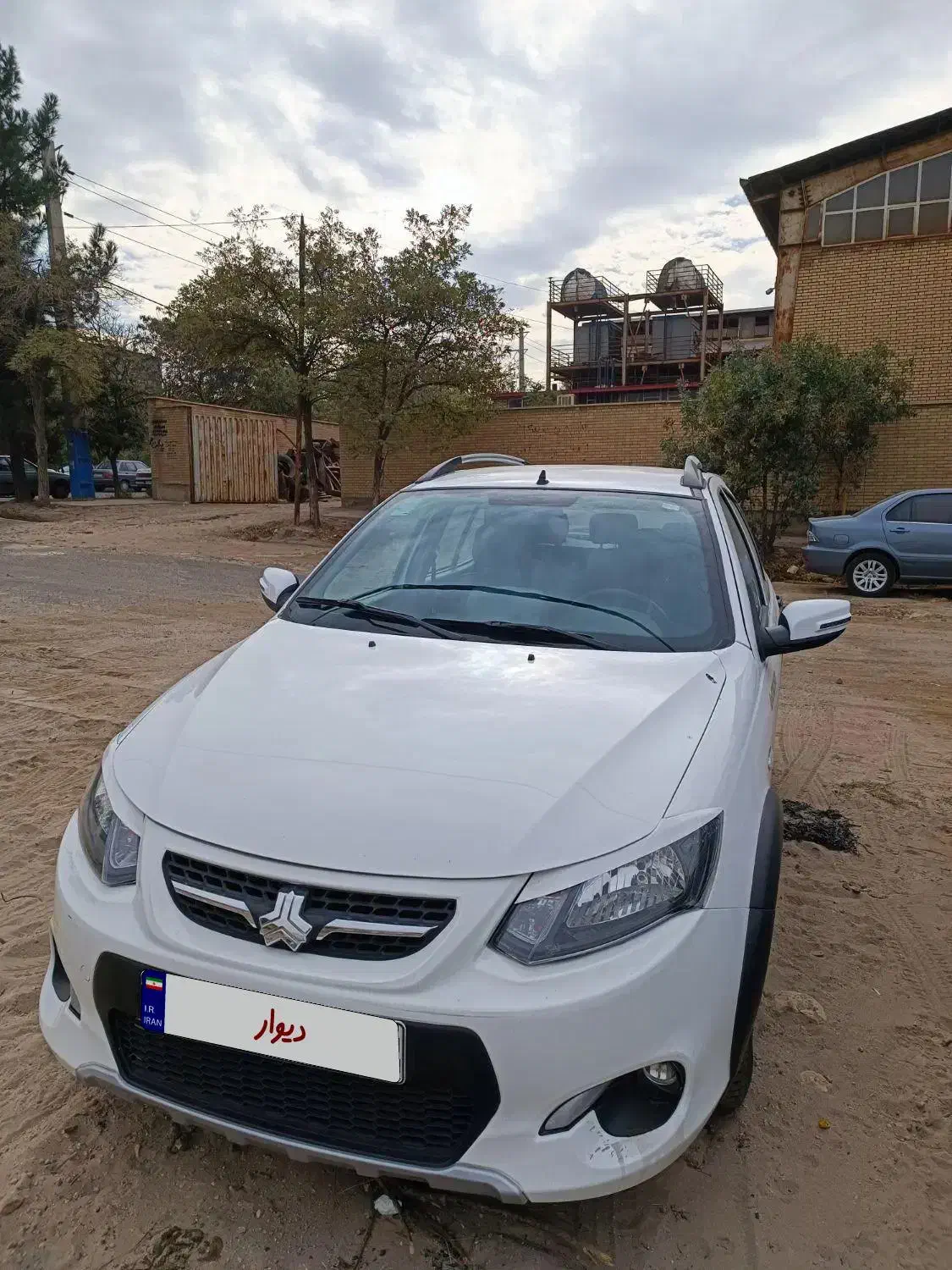 کوییک کم کارکرد کارمندی فول آپشن|خودرو سواری و وانت|تبریز, |دیوار