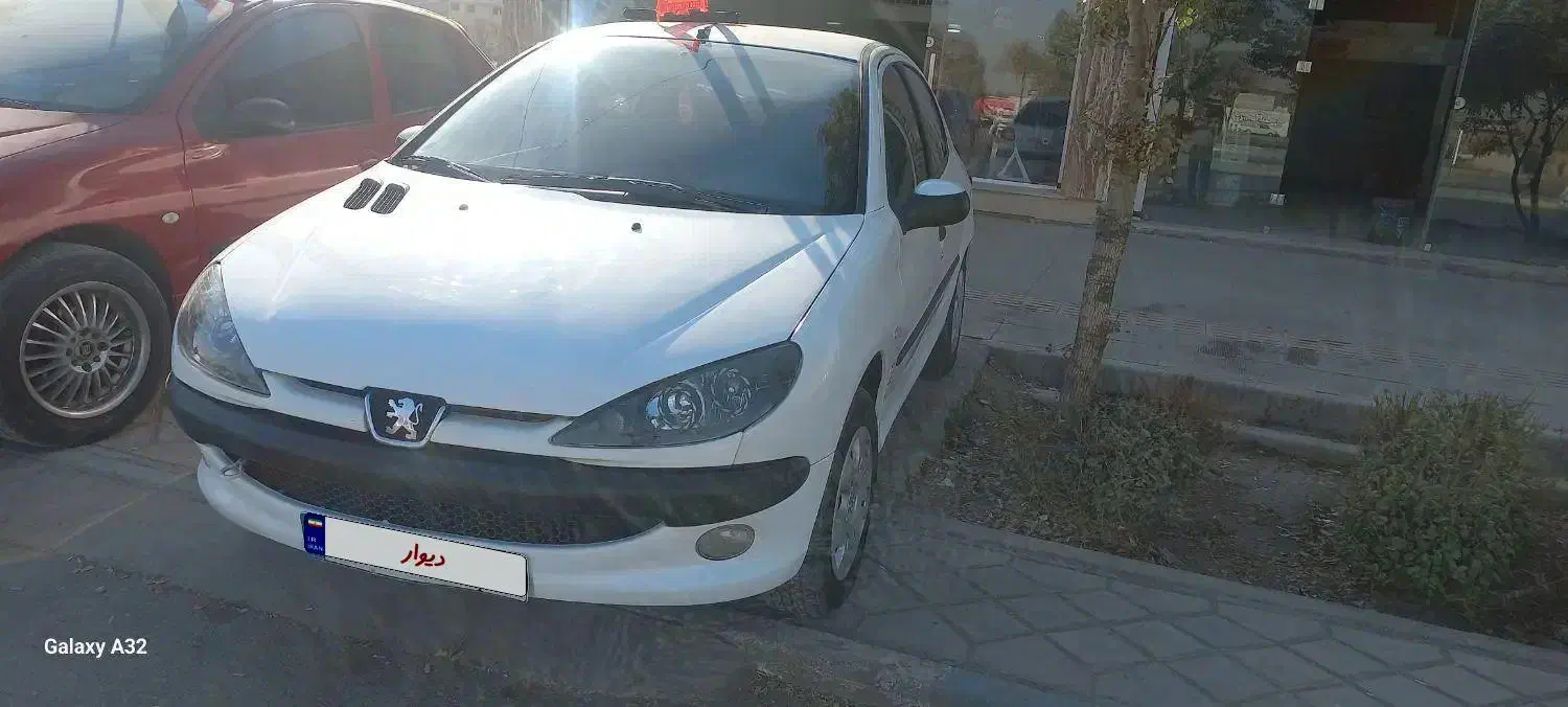 ۲۰۶ مدل ۹۸ تیپ۲|خودرو سواری و وانت|اصفهان, ناصرخسرو|دیوار