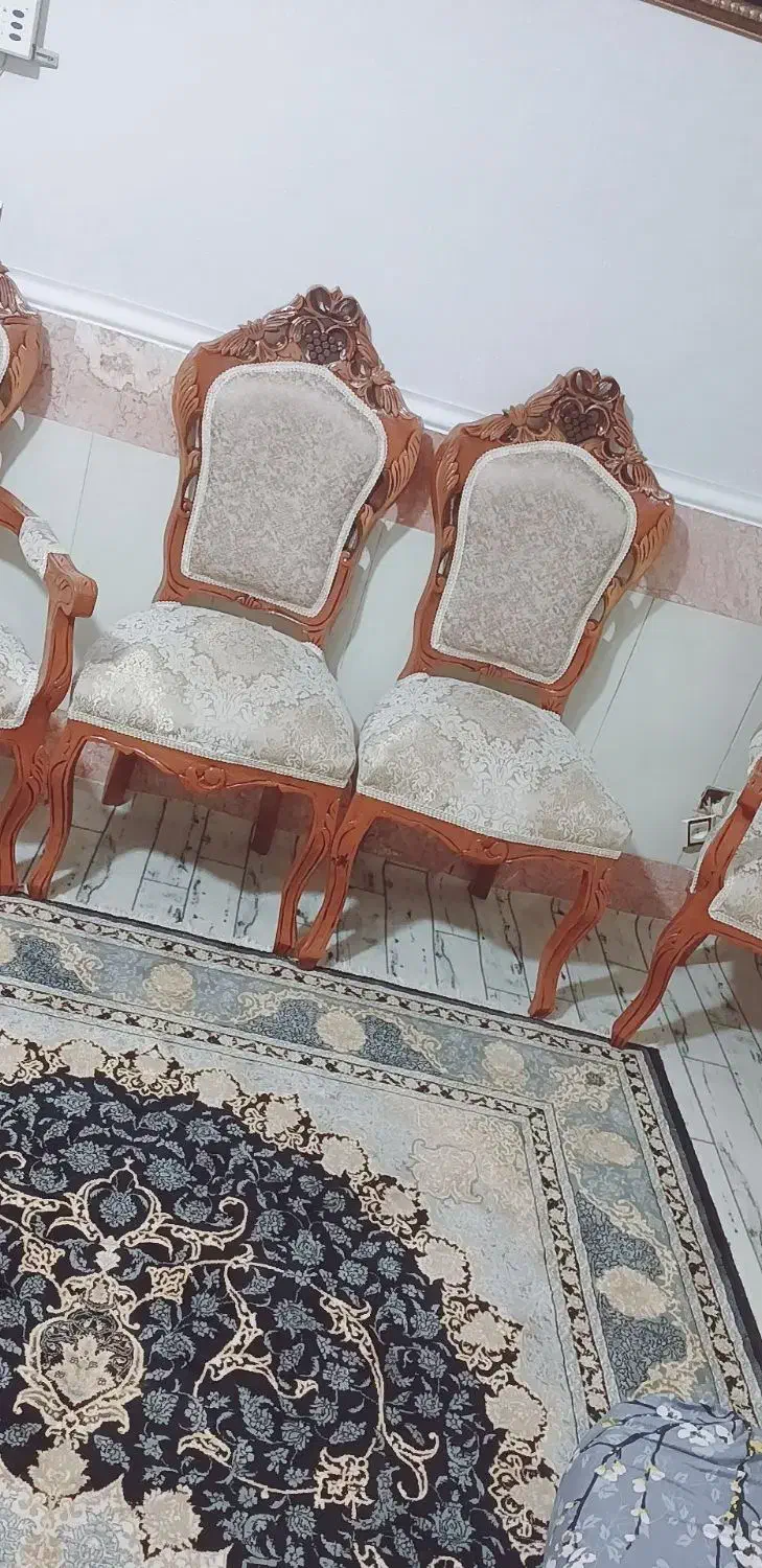 مبل سلطنتی در حد|مبلمان خانگی و میز عسلی|هشتگرد, قاسم آباد بزرگ|دیوار