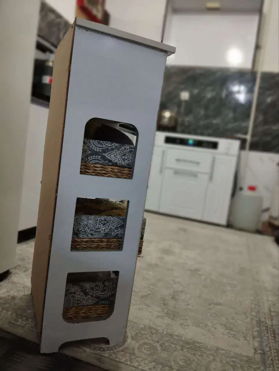 جا سیب زمینی و پیاز|مبلمان خانگی و میز عسلی|قم, قلعه کامکار|دیوار