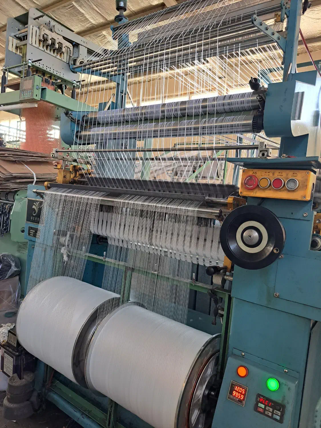 استخدام نیروی کار در تولیدی کشبافی|استخدام صنعتی، فنی، مهندسی|اهر, |دیوار