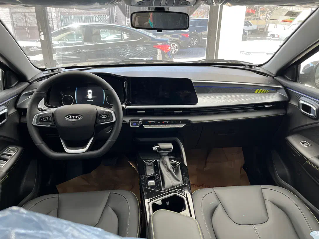 X33 cross|خودرو سواری و وانت|قم, تولید دارو و یخچال|دیوار