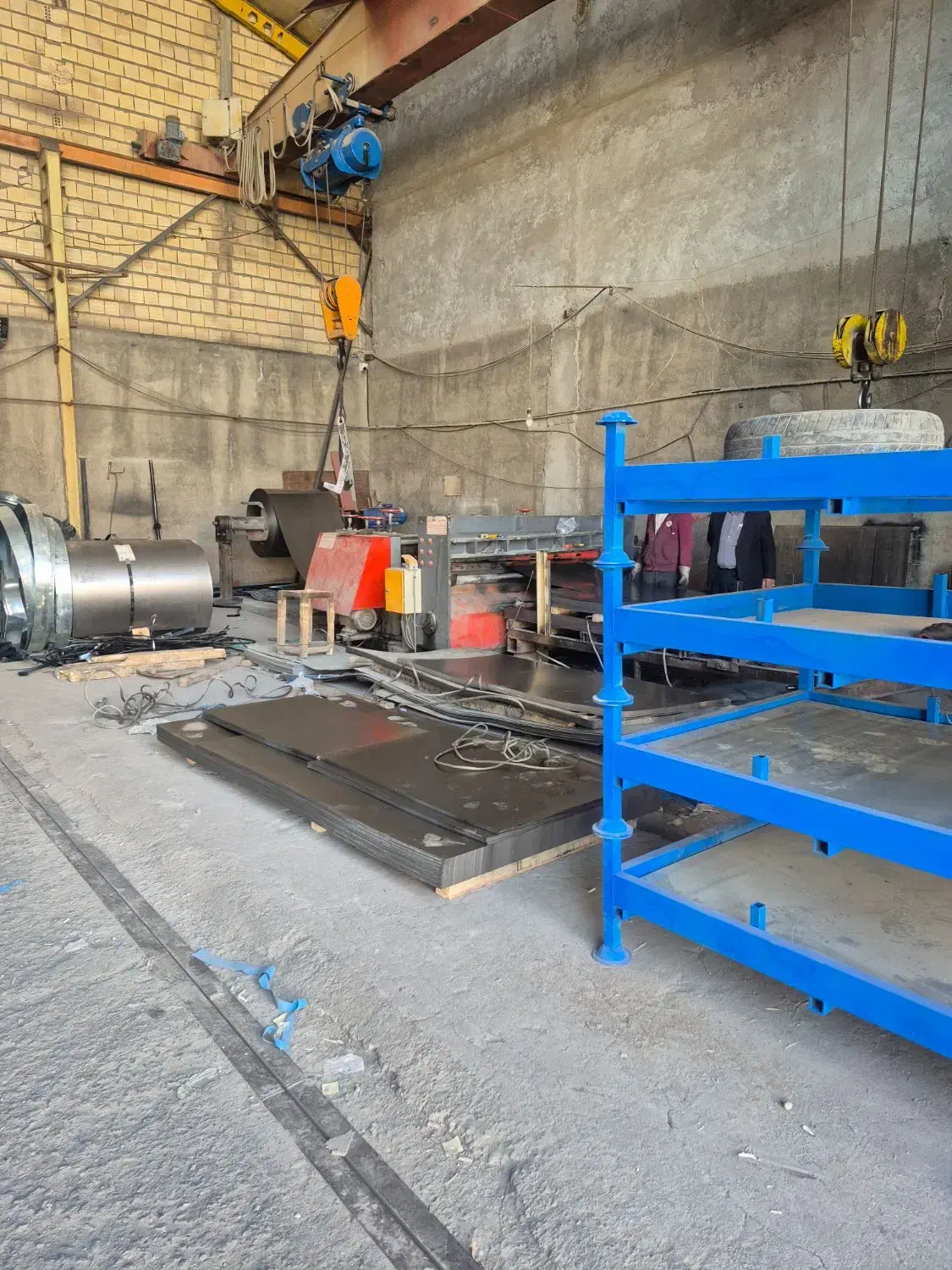 انواع ورق روغنی، گالوانیزه و سیاه|عمده‌فروشی|تبریز, |دیوار