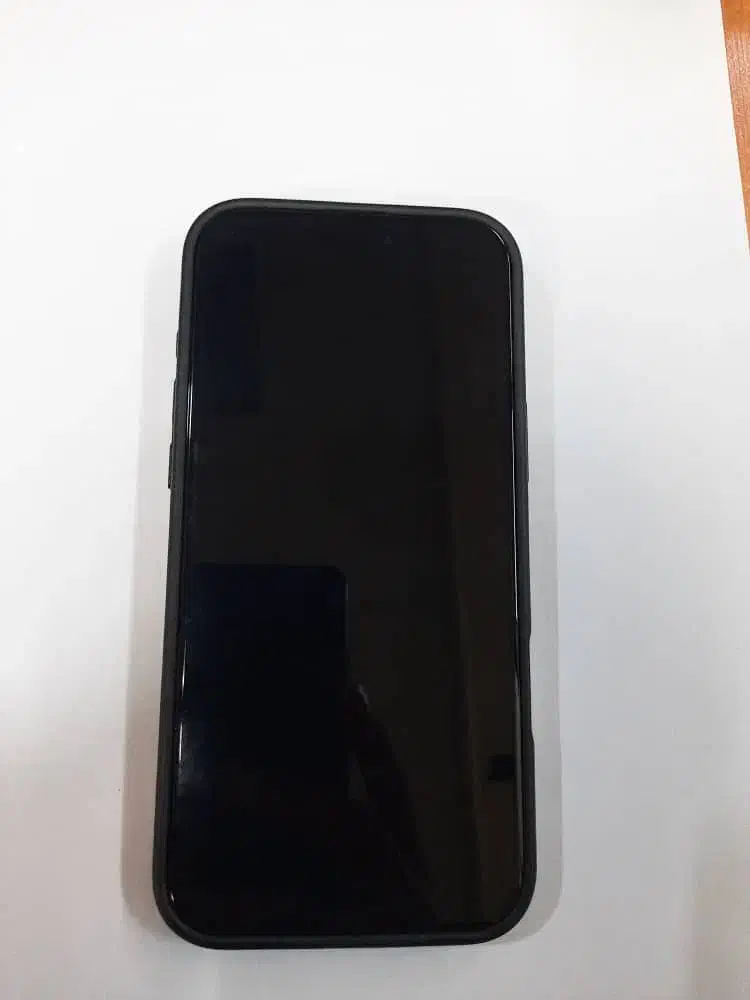 16پرو مکس zaa|موبایل|شیراز, رکن‌آباد|دیوار