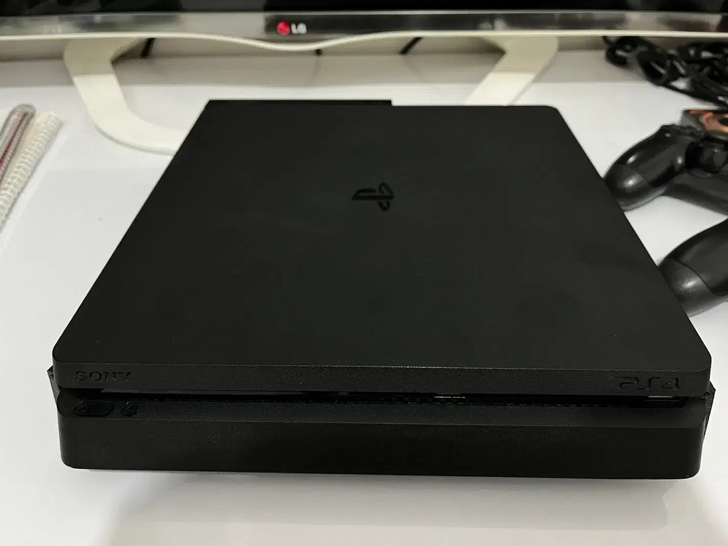 Ps4 slim 1t درحد خشک|کنسول، بازی ویدئویی و آنلاین|زابل, |دیوار
