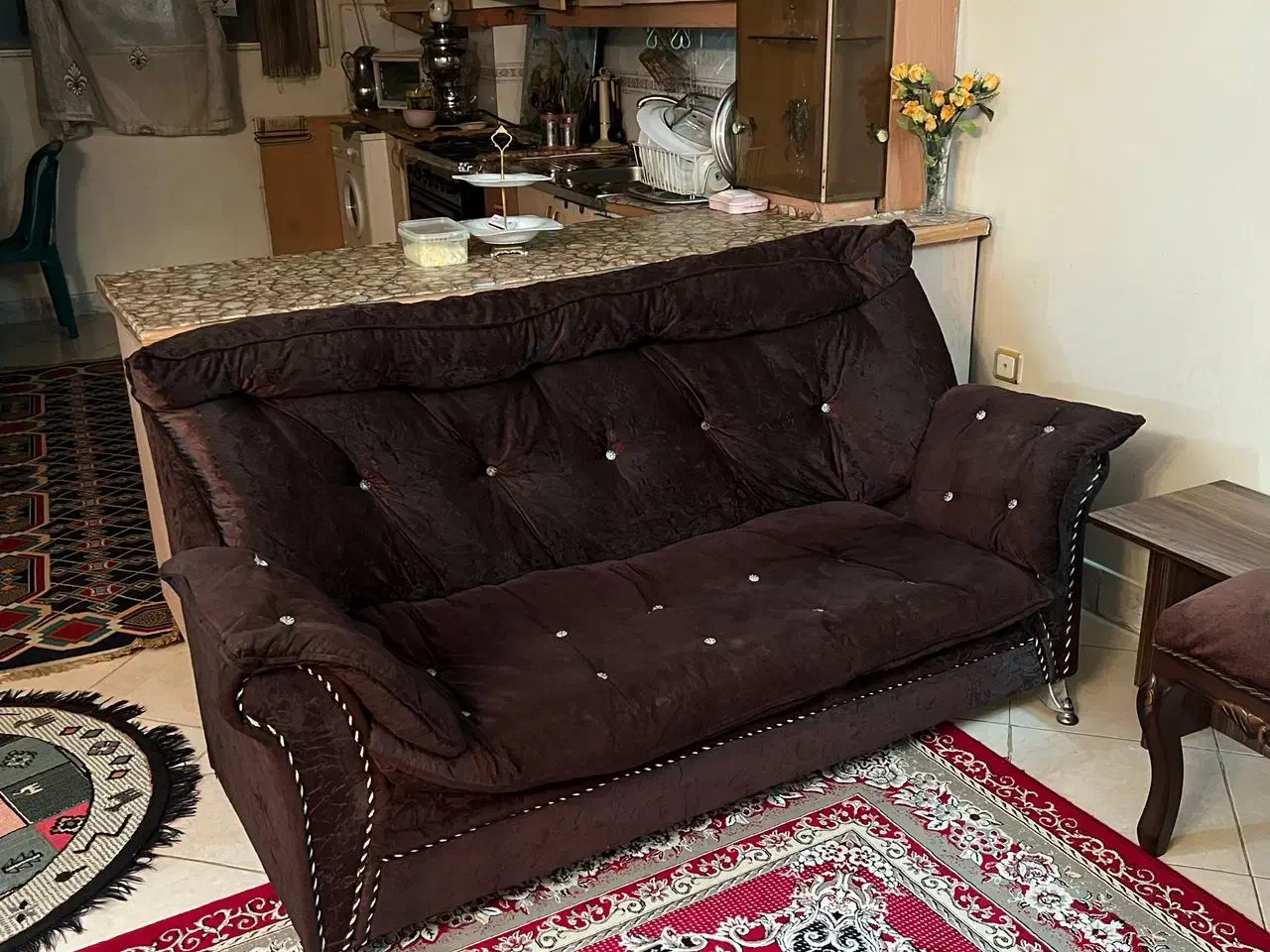 فروش مبلمان ۷ نفره راحتی دست دوم|مبلمان خانگی و میز عسلی|اصفهان, دستگرده|دیوار