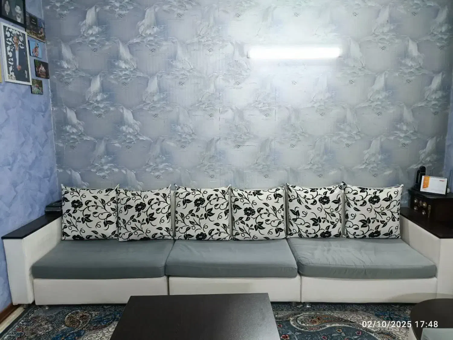 مبل 8 نفره کاملا سالم بدون پارگی و خرابی|مبلمان خانگی و میز عسلی|مشهد, شهرک مهرگان|دیوار