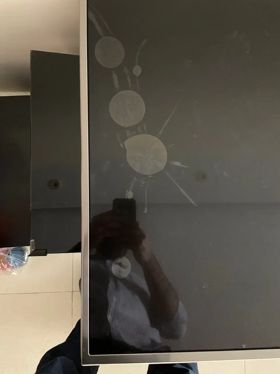 تلوزیون ۴۹ lg ال جی اصلی lcd شکسته|تلویزیون و پروژکتور|تهران, هروی|دیوار