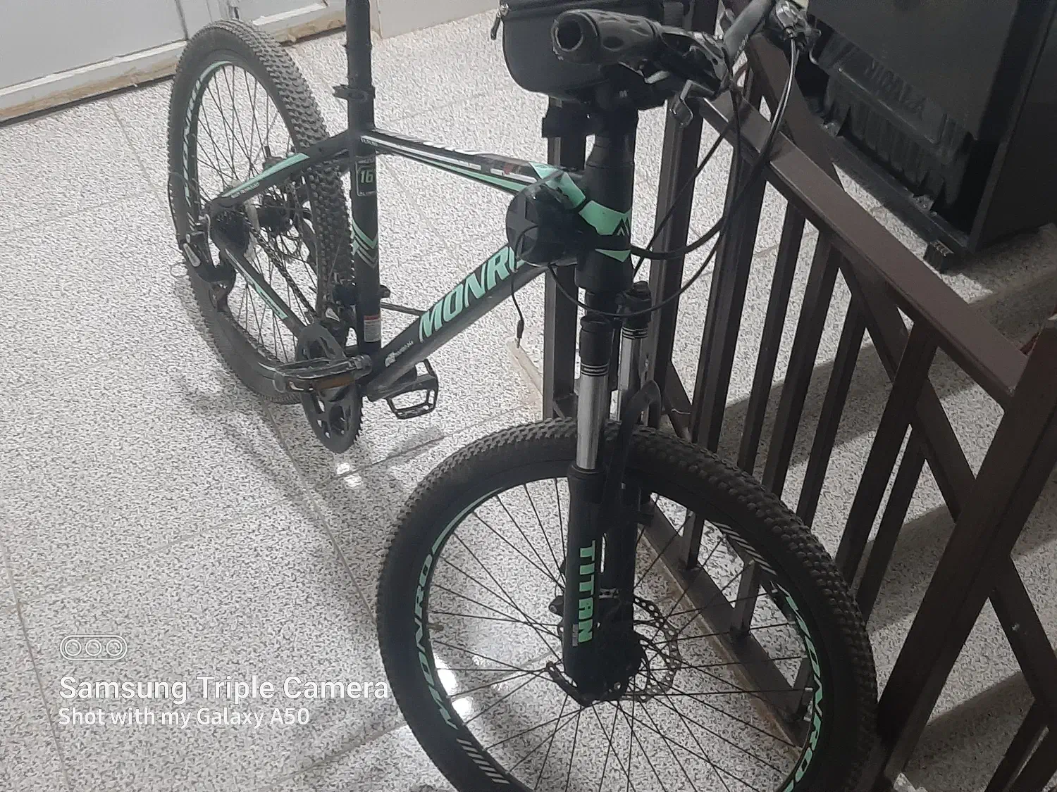 دوچرخه مونرو|دوچرخه، اسکیت، اسکوتر|صدرا-فارس, فاز ۲|دیوار