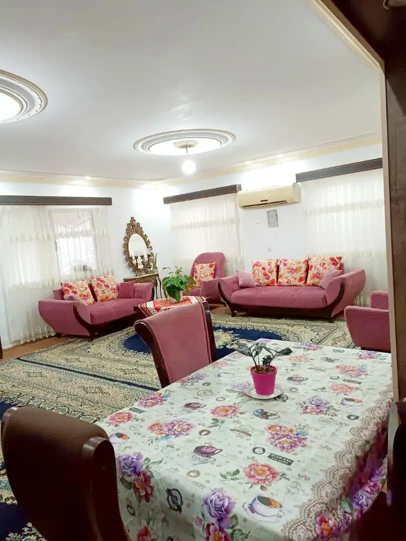 اجاره روزانه/هفتگی/ماهانه ویلا ۱۶۰ متری|اجارهٔ کوتاهمدت ویلا و باغ|عباسآباد, |دیوار