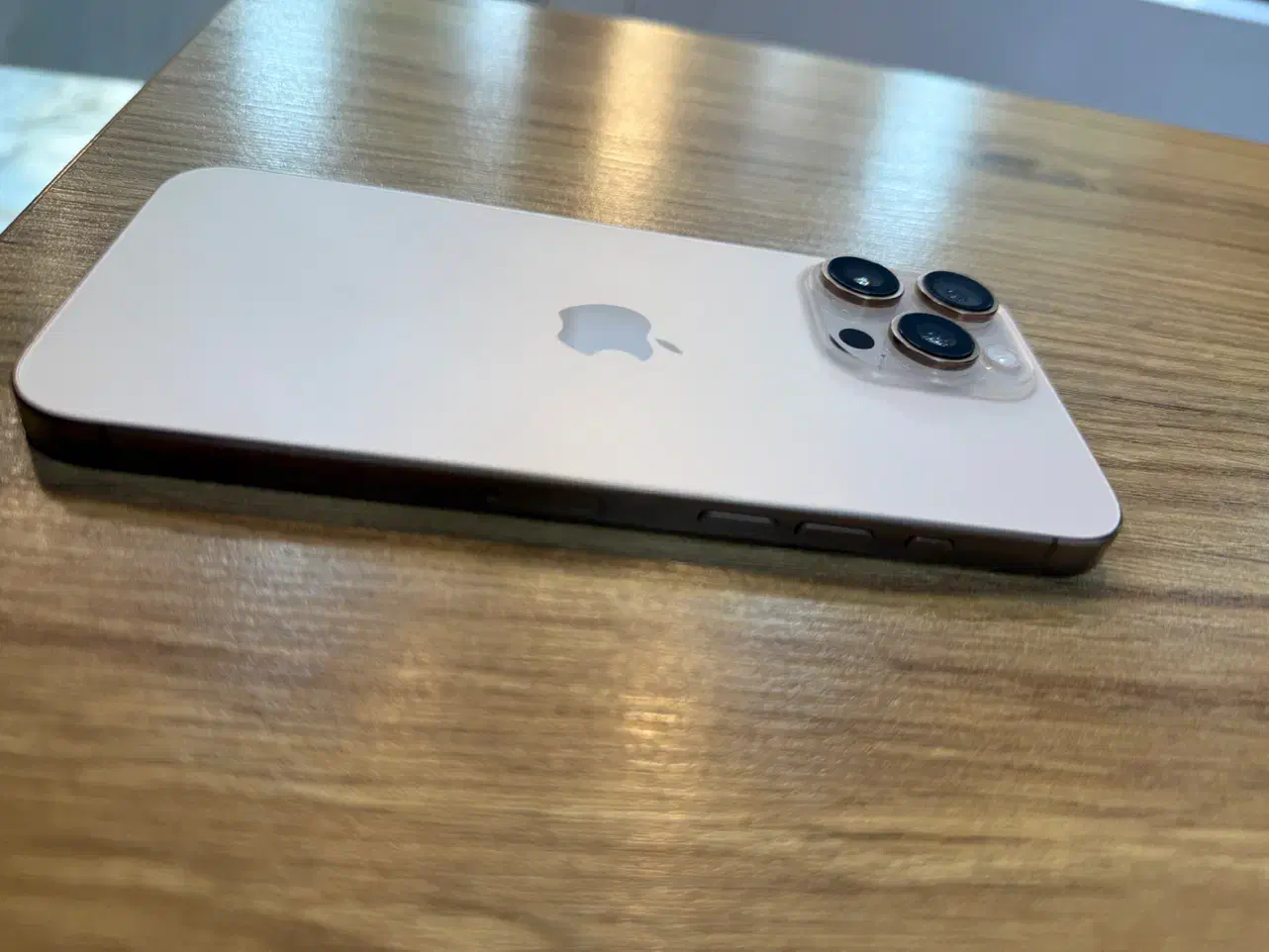 16 pro max battery 100% گارانتی شرکتی|موبایل|کرمانشاه, |دیوار