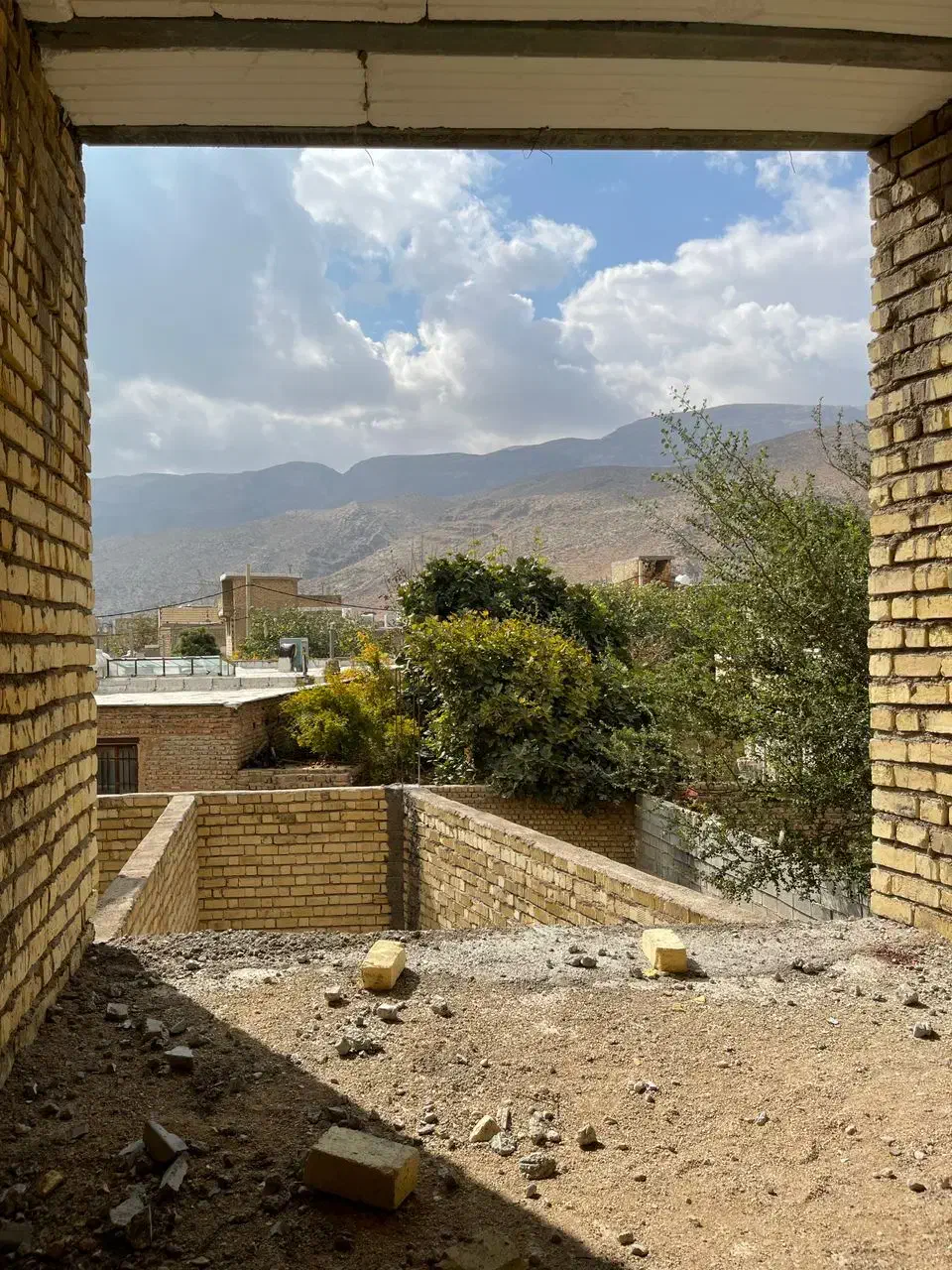 زمین با اسکلت 400متری کیان اباد قابل معاوضه|فروش زمین و ملک کلنگی|شیراز, کیان آباد|دیوار