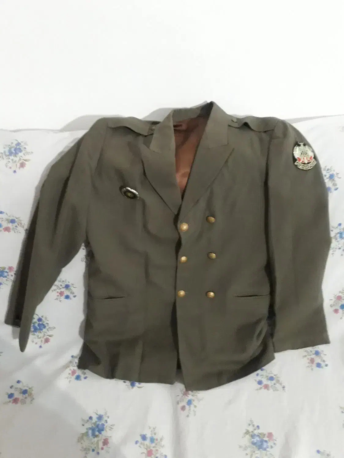 لباس نظامی|لباس|کرمانشاه, |دیوار