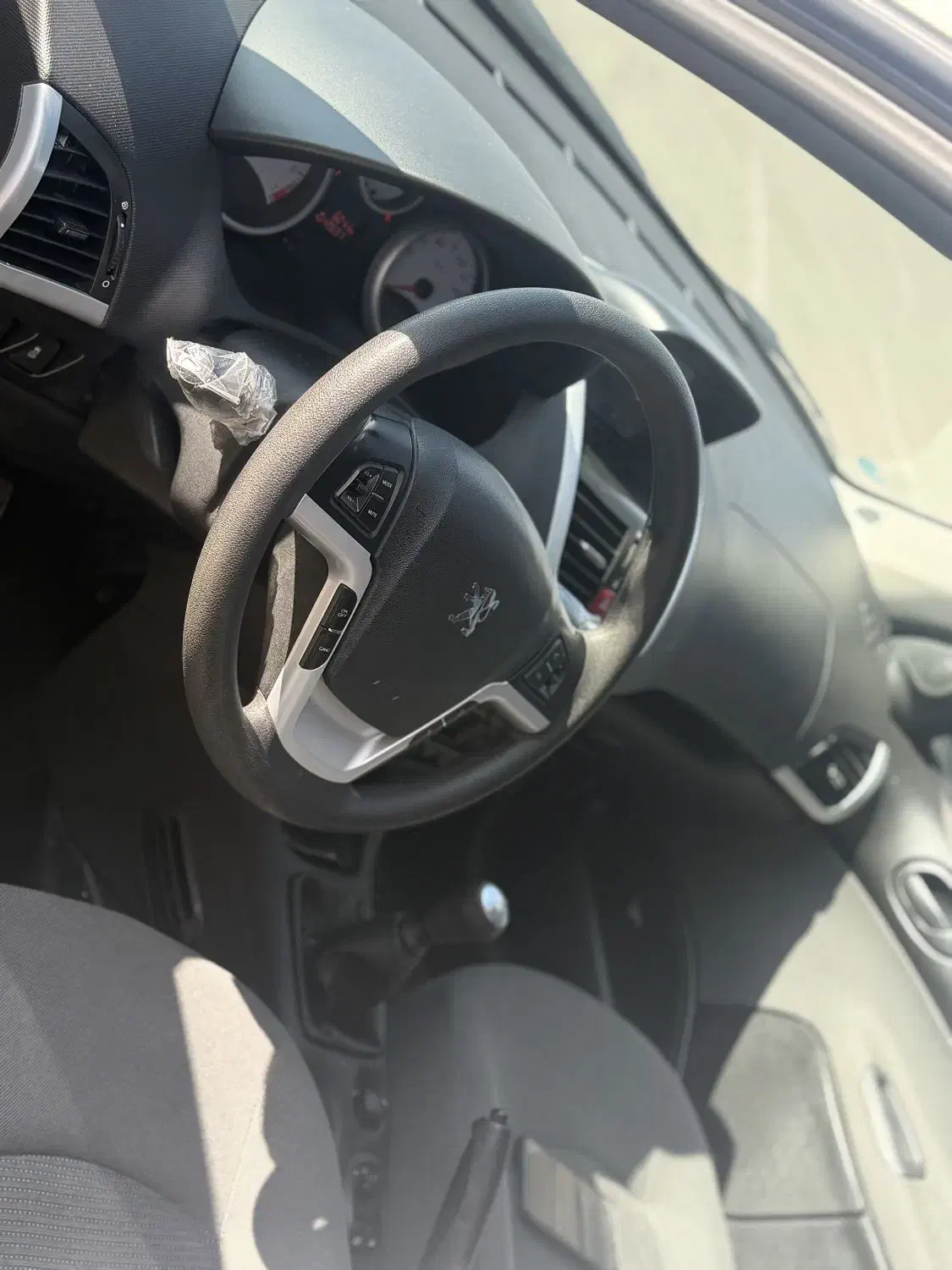 207|خودرو سواری و وانت|شیراز, میدان قائم|دیوار